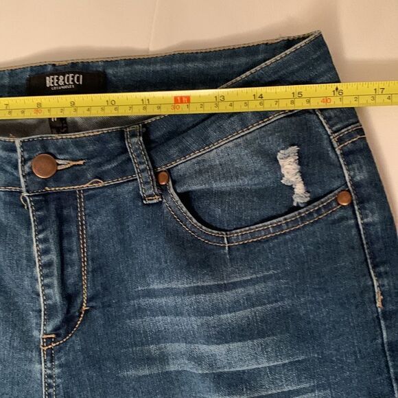 Bee & Ceci L.A. Junior Size 11 Distressed Jeans - Picture 4 of 12
